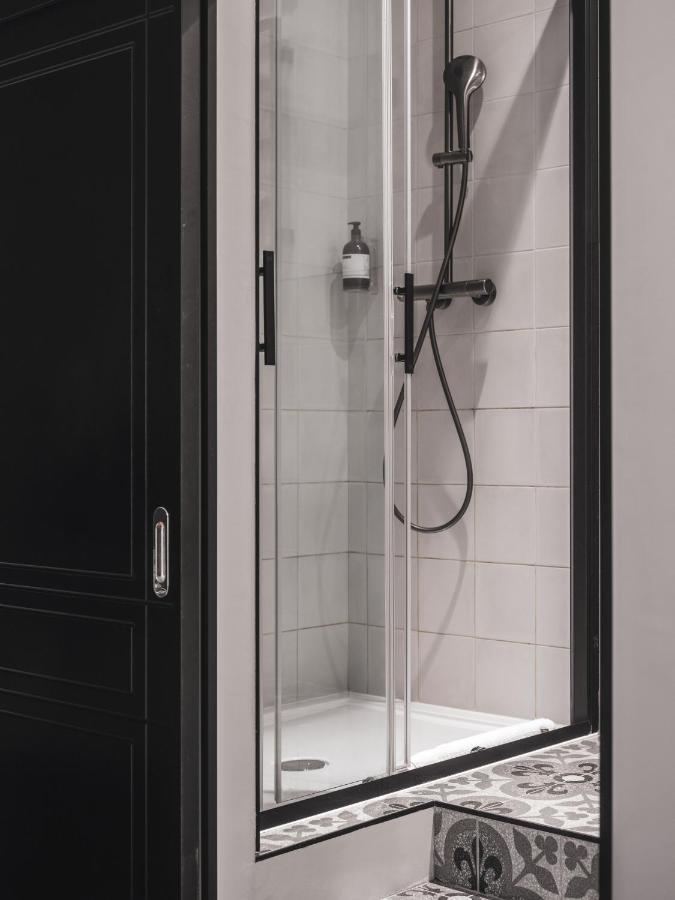 Appartements Place Royale - Maisons Du Monde Hotel & Suites Нант Экстерьер фото