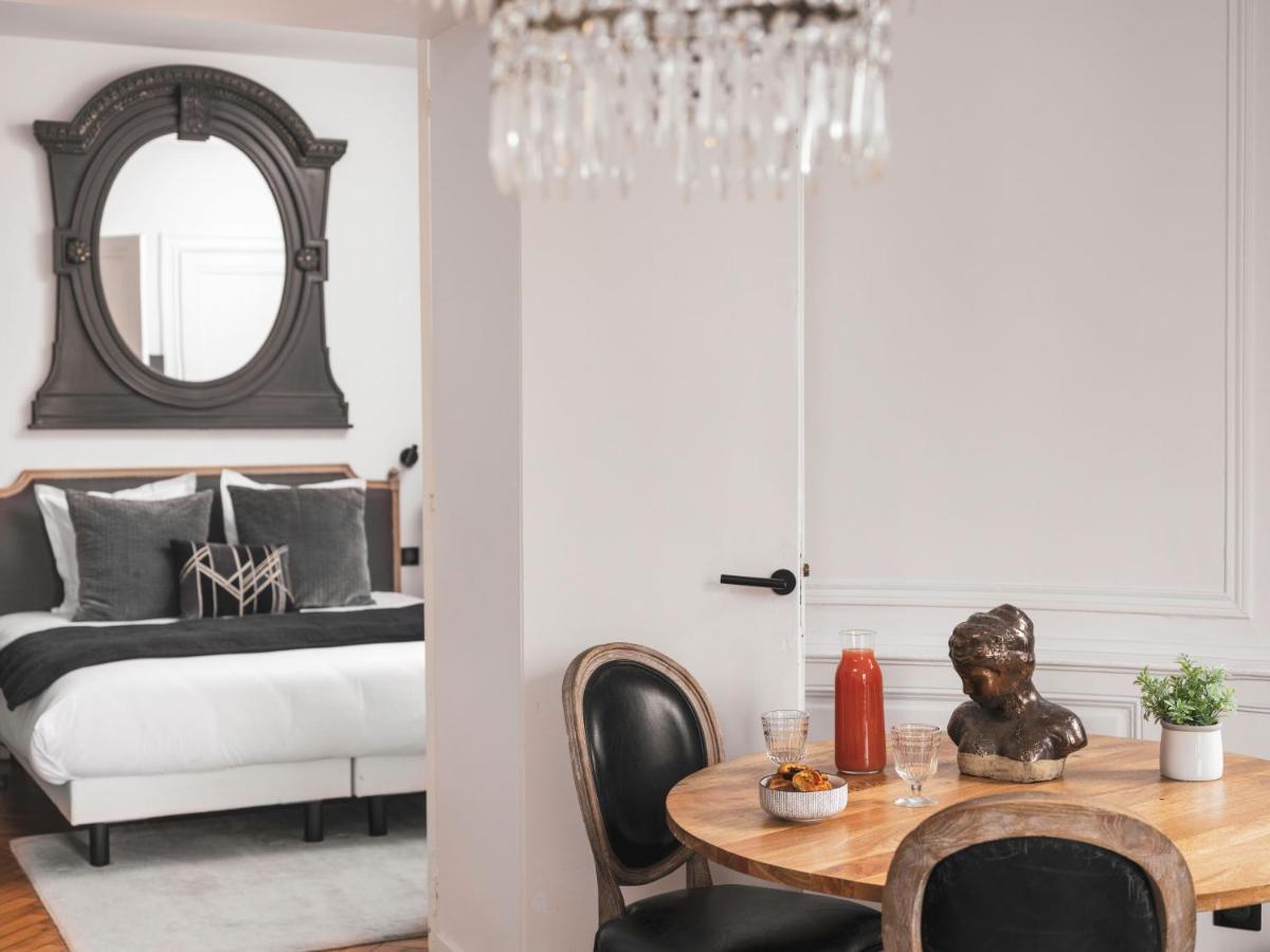Appartements Place Royale - Maisons Du Monde Hotel & Suites Нант Экстерьер фото