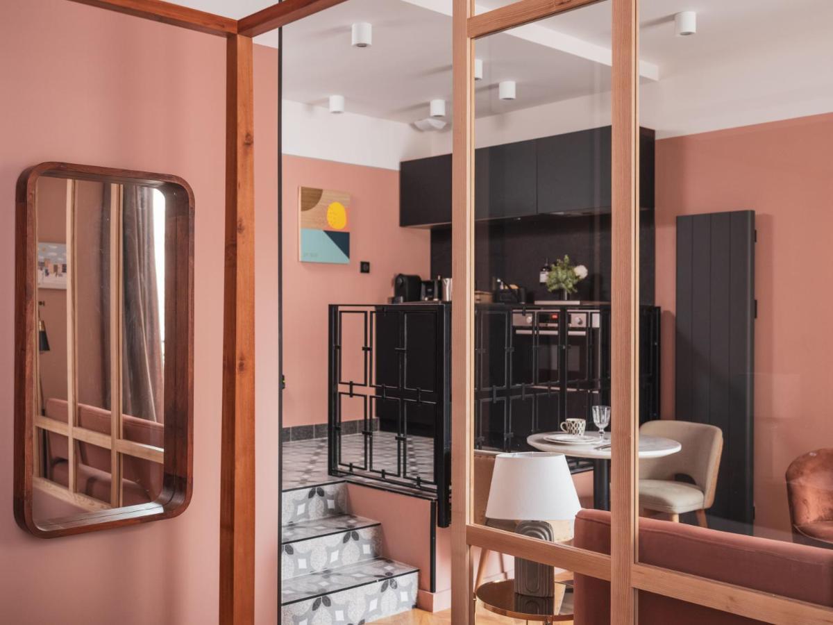 Appartements Place Royale - Maisons Du Monde Hotel & Suites Нант Экстерьер фото