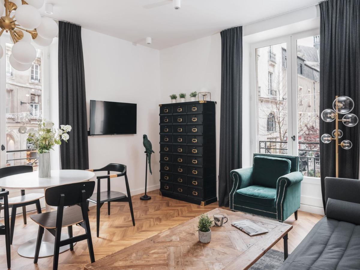 Appartements Place Royale - Maisons Du Monde Hotel & Suites Нант Экстерьер фото